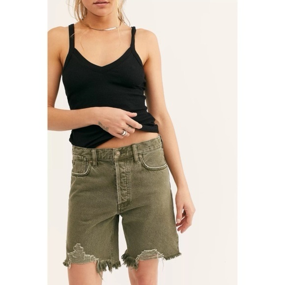 We The Free Pants - We The Free Sequoia Green Distressed Denim Shorts high rise size 30 100% Cotton